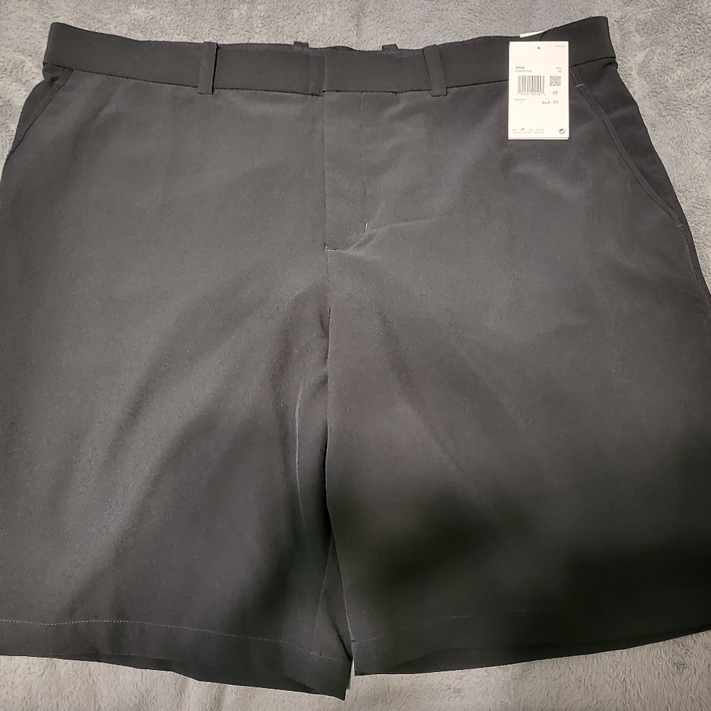 Mens Black Nike Golf Shorts sz 42 NWT